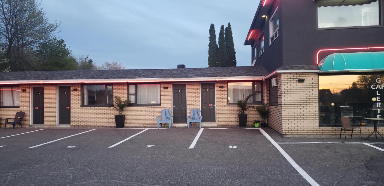 Motel Lévis Esterno foto